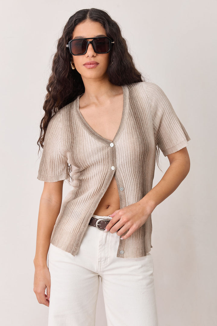 חולצת מונטה קרלו בשילוב כפתורים | בז'/חום