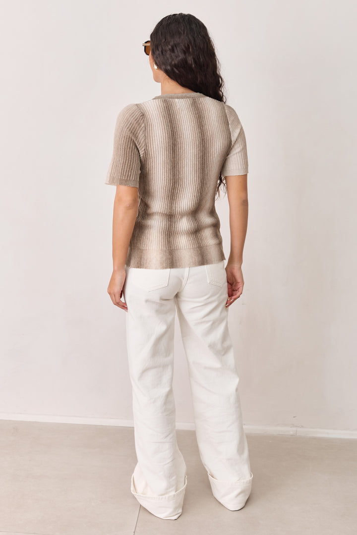 חולצת מונטה קרלו בשילוב כפתורים | בז'/חום