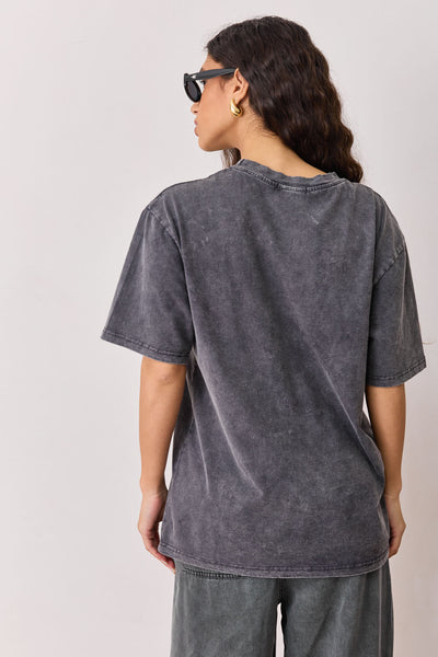 טי שירט MALIBU וואש | שחור