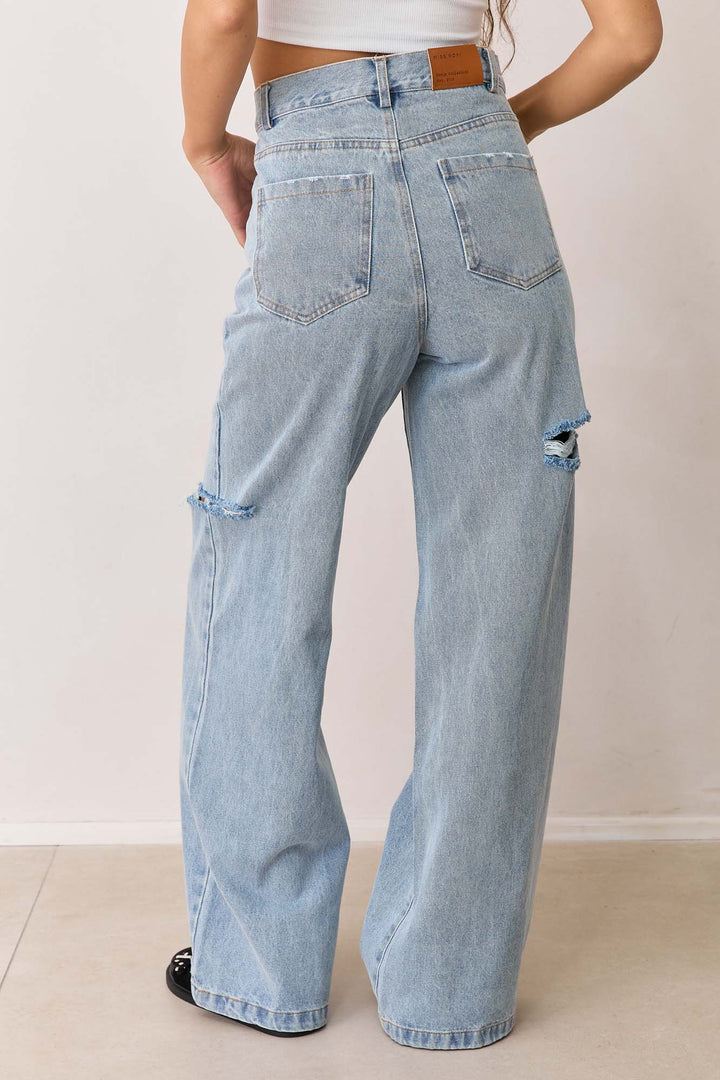 ג'ינס פרנקי גזרה ישרה בשילוב קרעים | ג'ינס בהיר