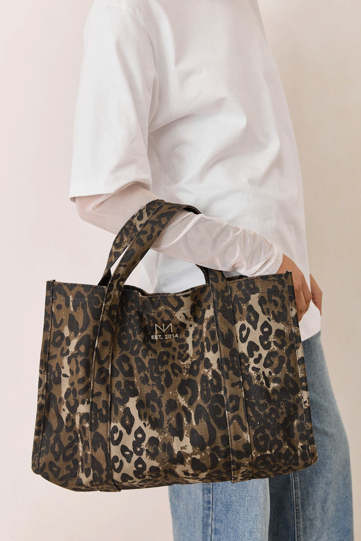 תיק נשיאה מרטין מבד דנים קשיח | מנומר