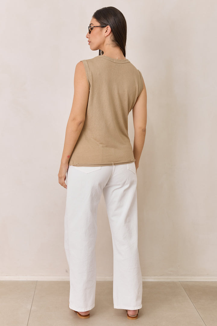 חולצת טיטו סריג פשתן ללא שרוול | מוקה