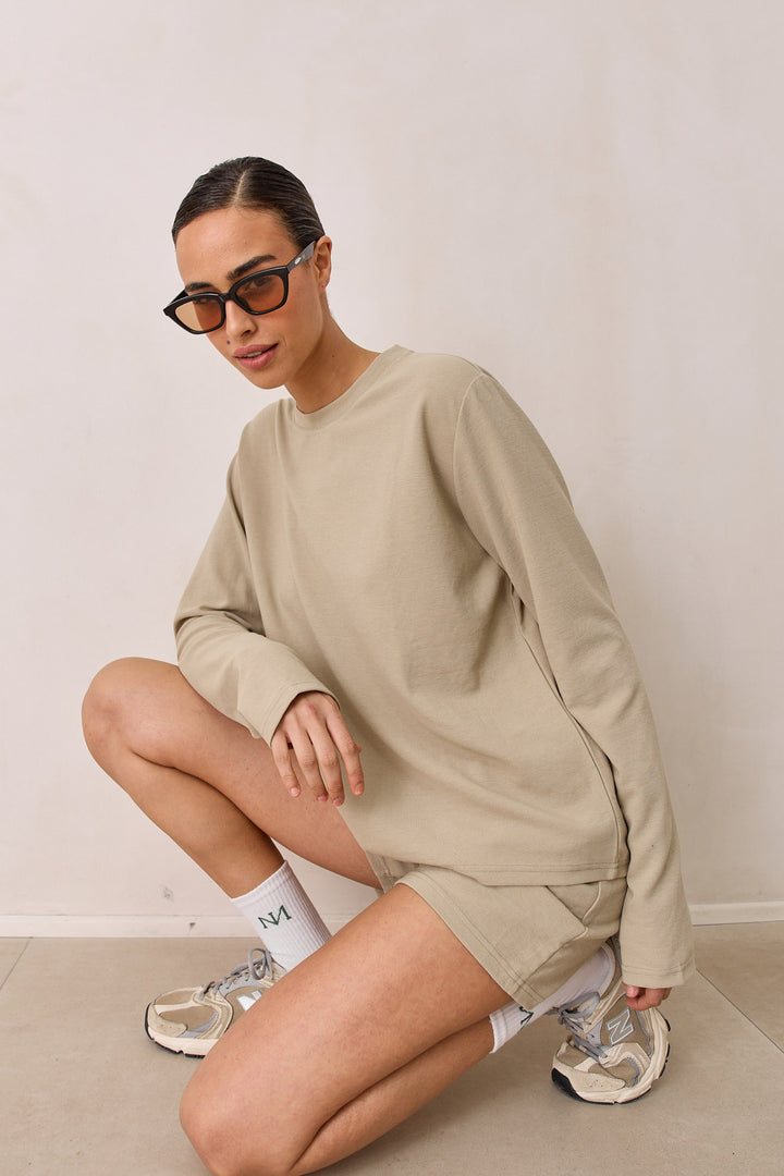 חליפת מיטשל טי שירט שרוול ארוך ושורטס | ירוק זית