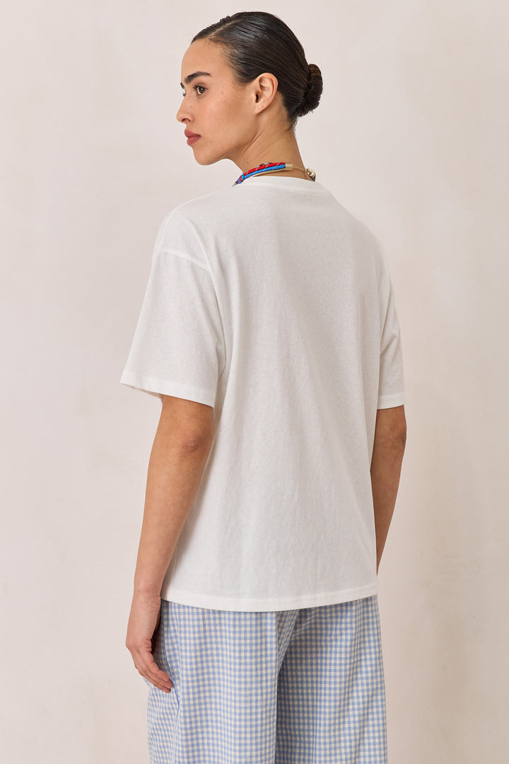 טי שירט אושן עם פרינט | לבן