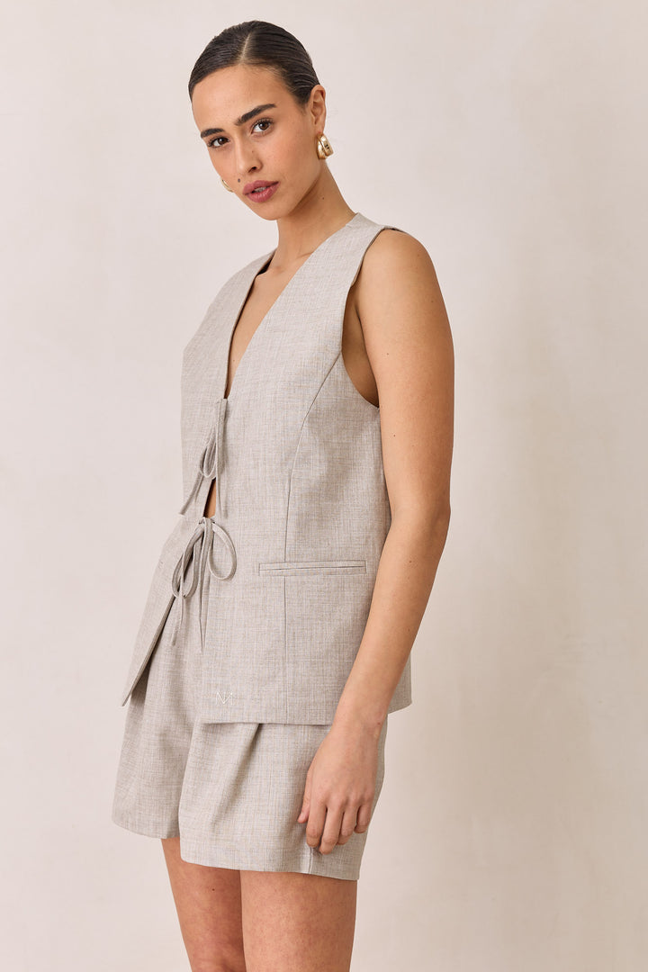 ווסט קשירות מוניק דמוי פשתן | בז'