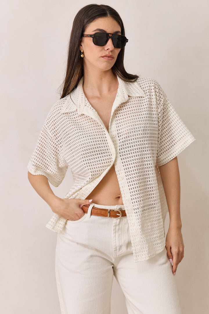 מכופתרת רשת בריטה שרוול קצר | שמנת