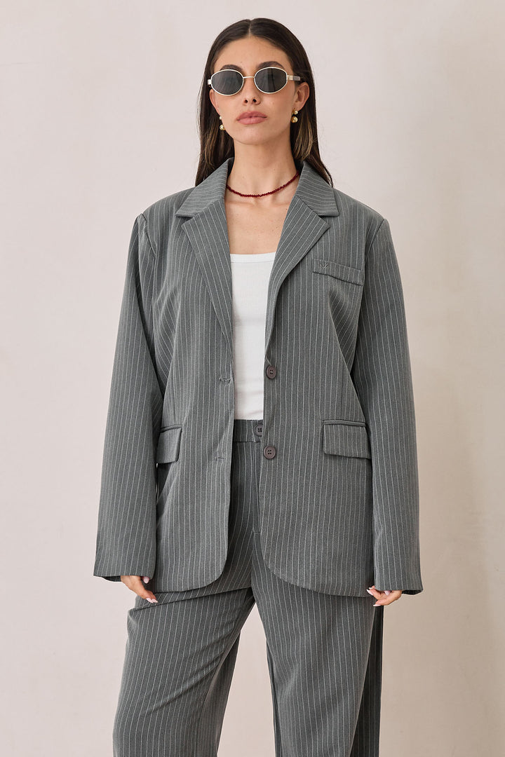 בלייזר מייקי הדפס פסים | אפור