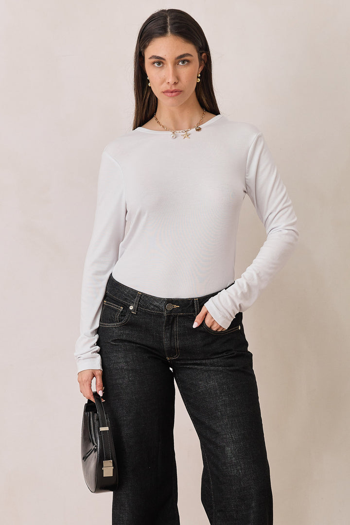 חולצת בייסיק פיי מחשוף גב | לבן