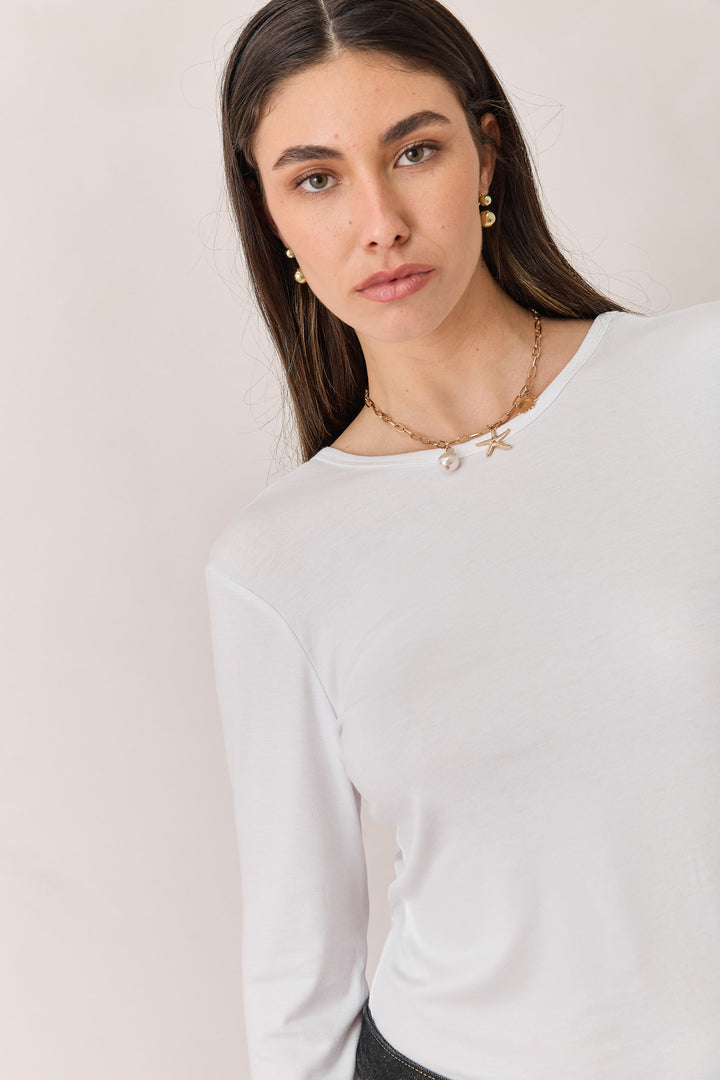 חולצת בייסיק פיי מחשוף גב | לבן