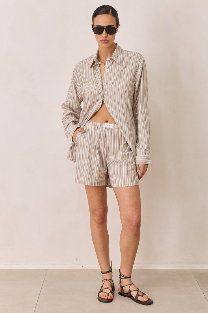 שורטס אנורה סטרייפס בד שקפקף | חום/בז'