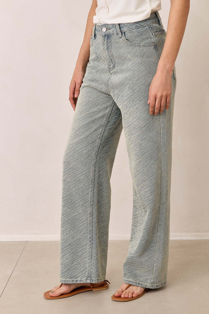 מכנסי דנים נסיה עם טקסטורה | כחול