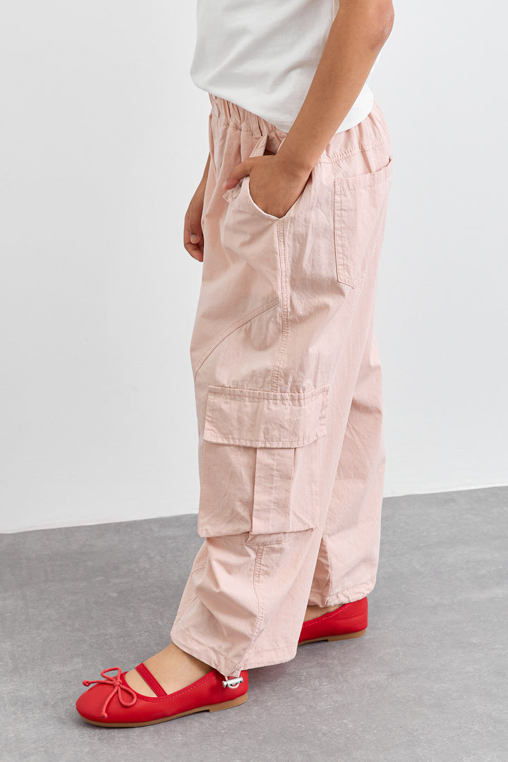 נעלי בובה בשילוב רצועת גומי ופפיון קדמי | אדום