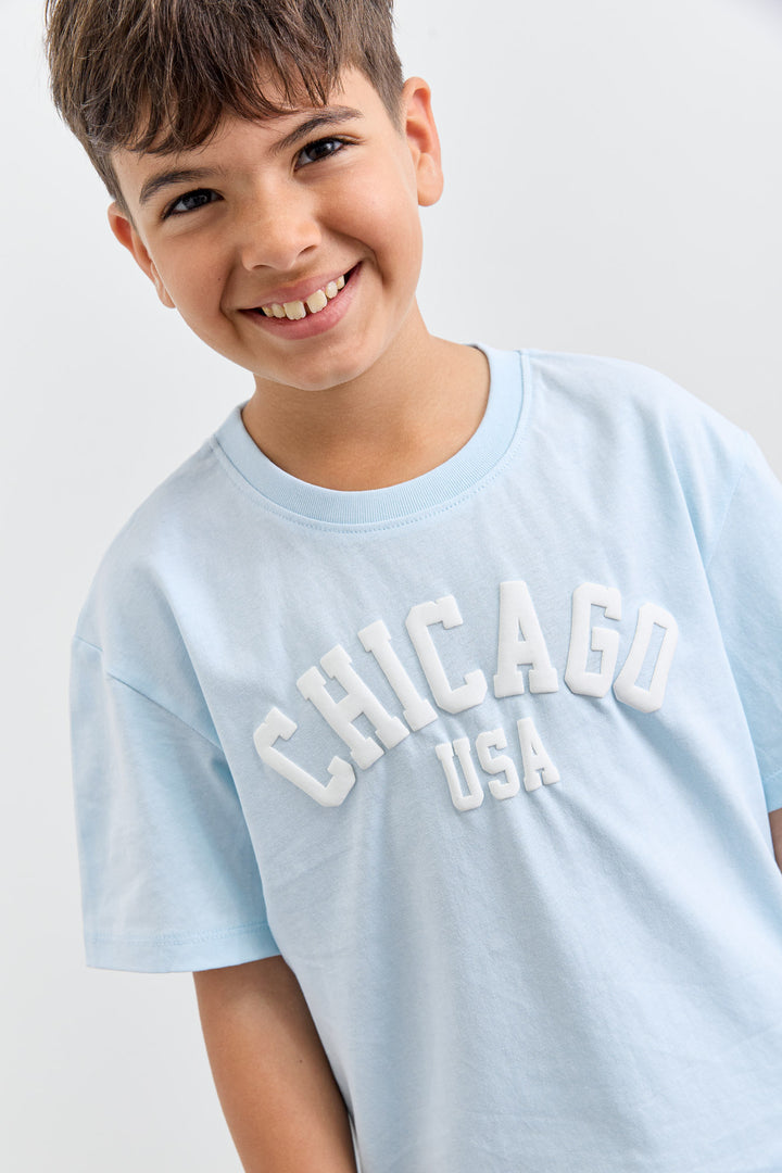 טי שירט CHICAGO בגזרת אוברסייז | תכלת