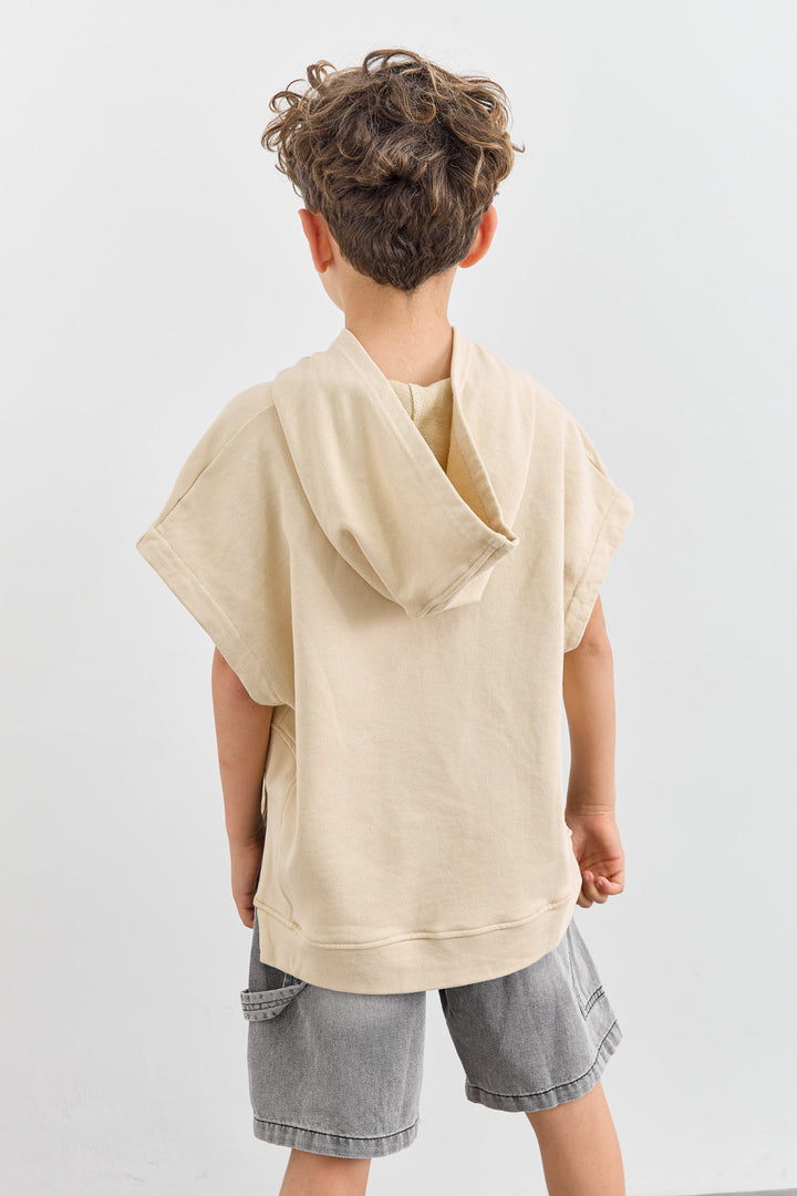 סוויטשירט ללא שרוול בשילוב קפוצ'ון | בז'