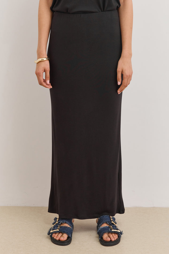 חצאית סולאנז' אורך מקסי | שחור