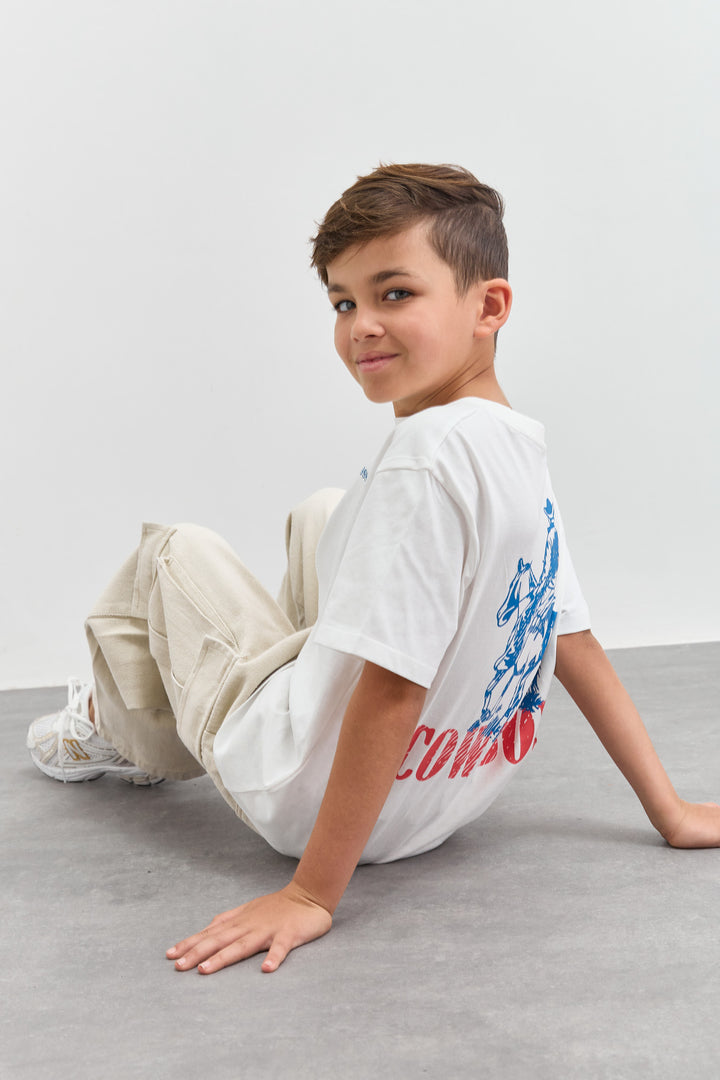 טי שירט COWBOY גזרת אוברסייז | לבן