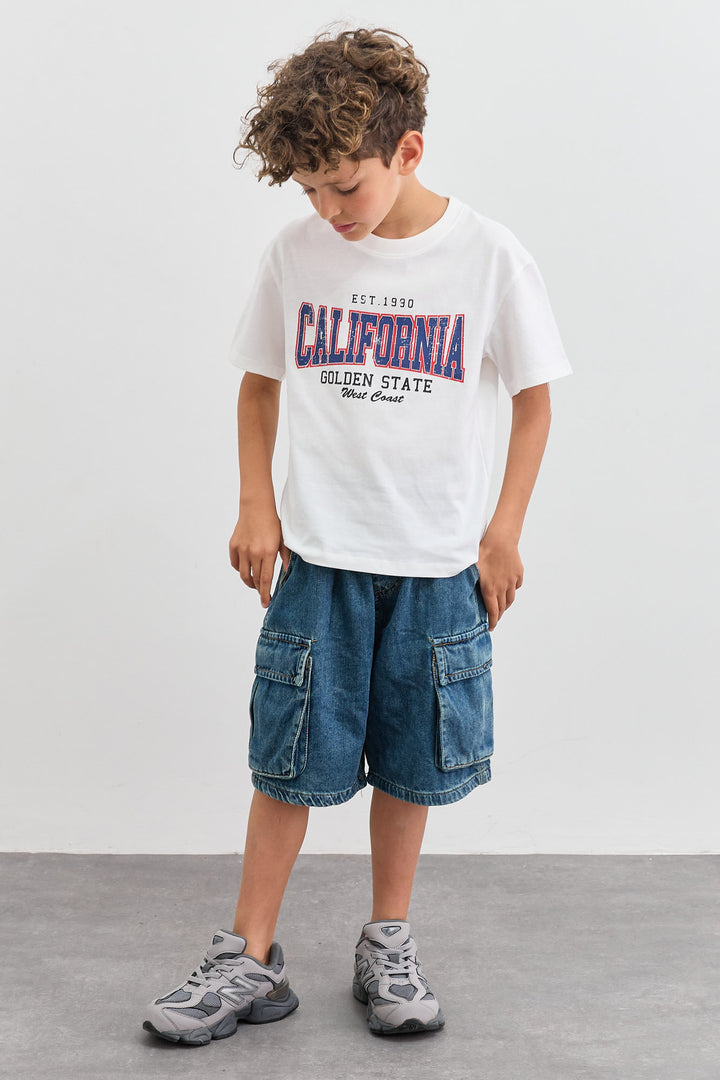 טי שירט CALIFORNIA בגזרת אוברסייז | לבן