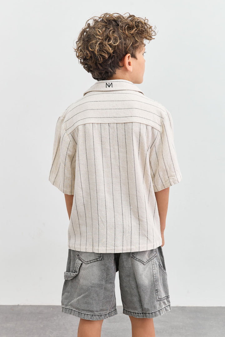 מכופתרת דמוי פשתן הדפס פסים | בז'