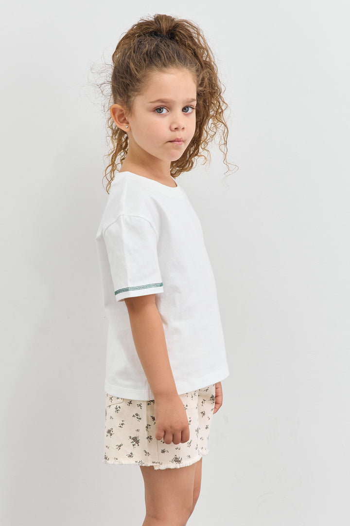 טי שירט שרוולים קצרים עם רקמת לוגו | לבן