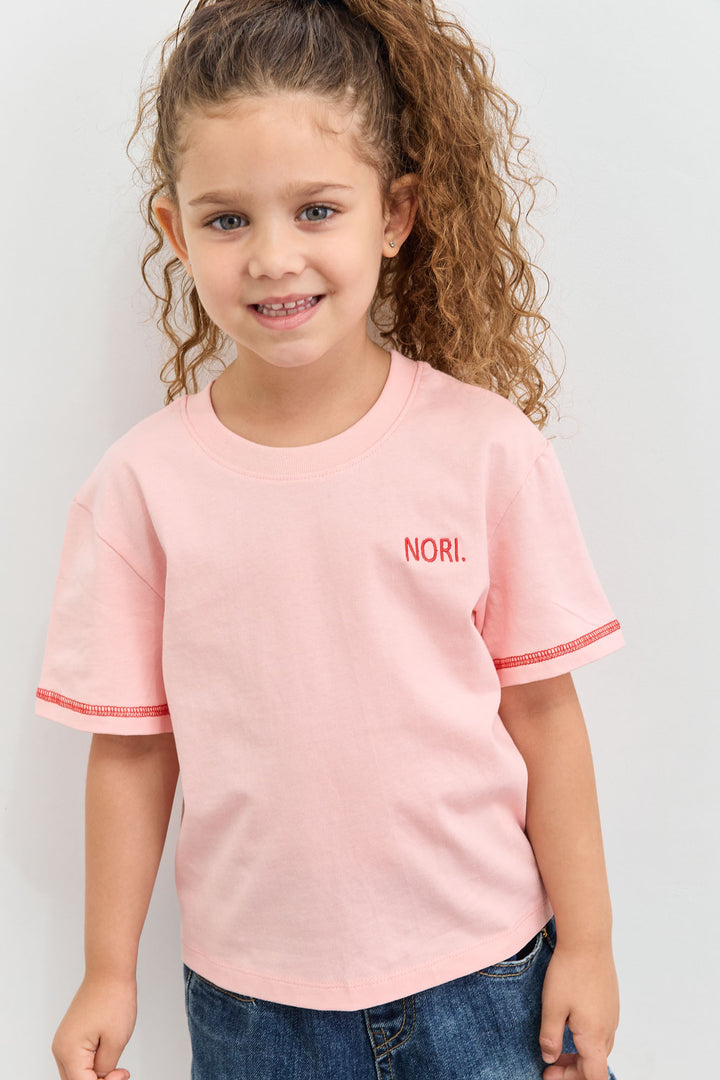 טי שירט שרוולים קצרים עם רקמת לוגו | ורוד