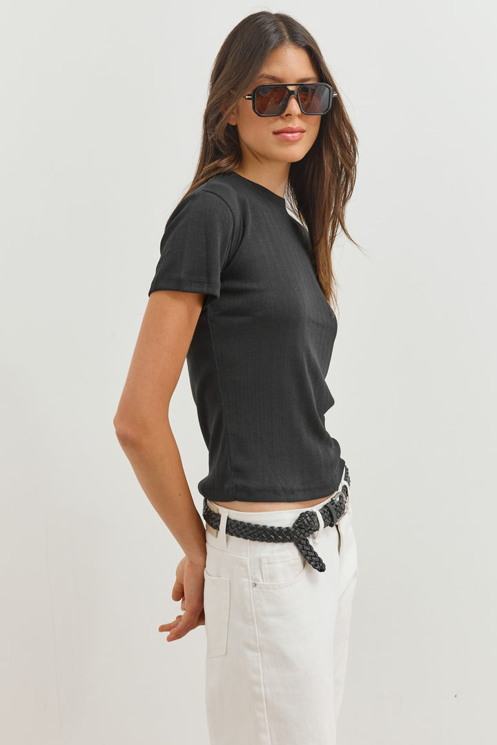 טי שירט ונוס עם טקסטורה | שחור