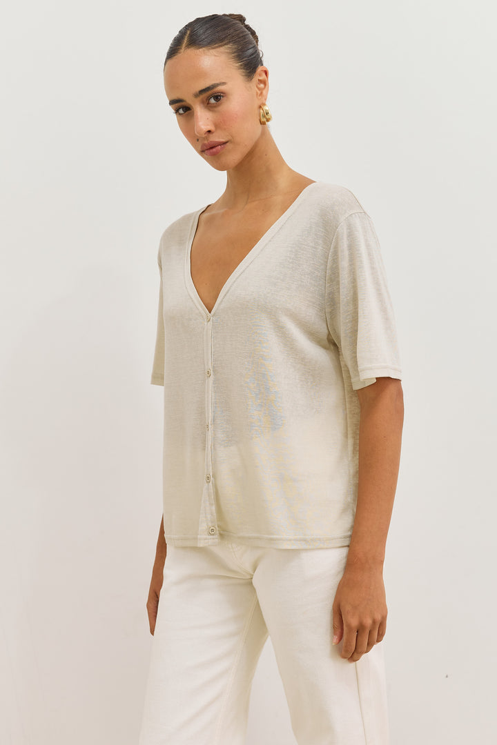 חולצת כפתורים בילי מחשוף וי | אבן