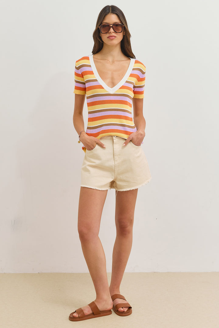 חולצת סטפני סטרייפס מחשוף וי | צבעוני