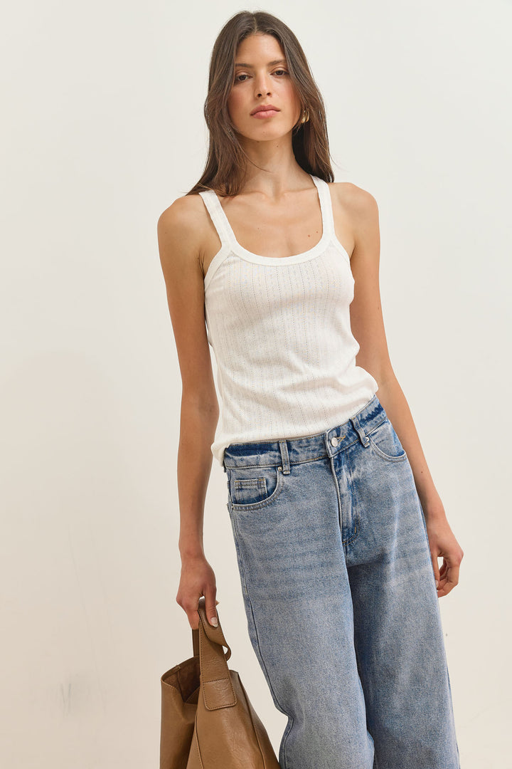 גופיית ונוס עם טקסטורה | לבן