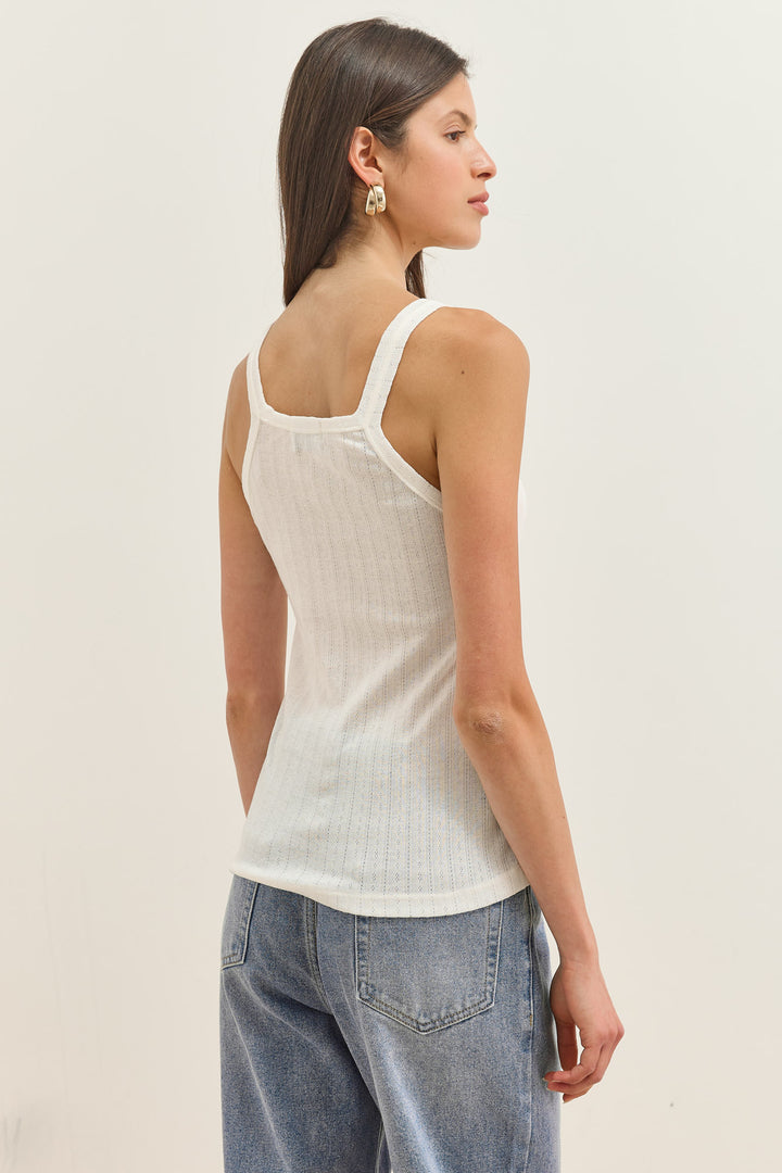 גופיית ונוס עם טקסטורה | לבן