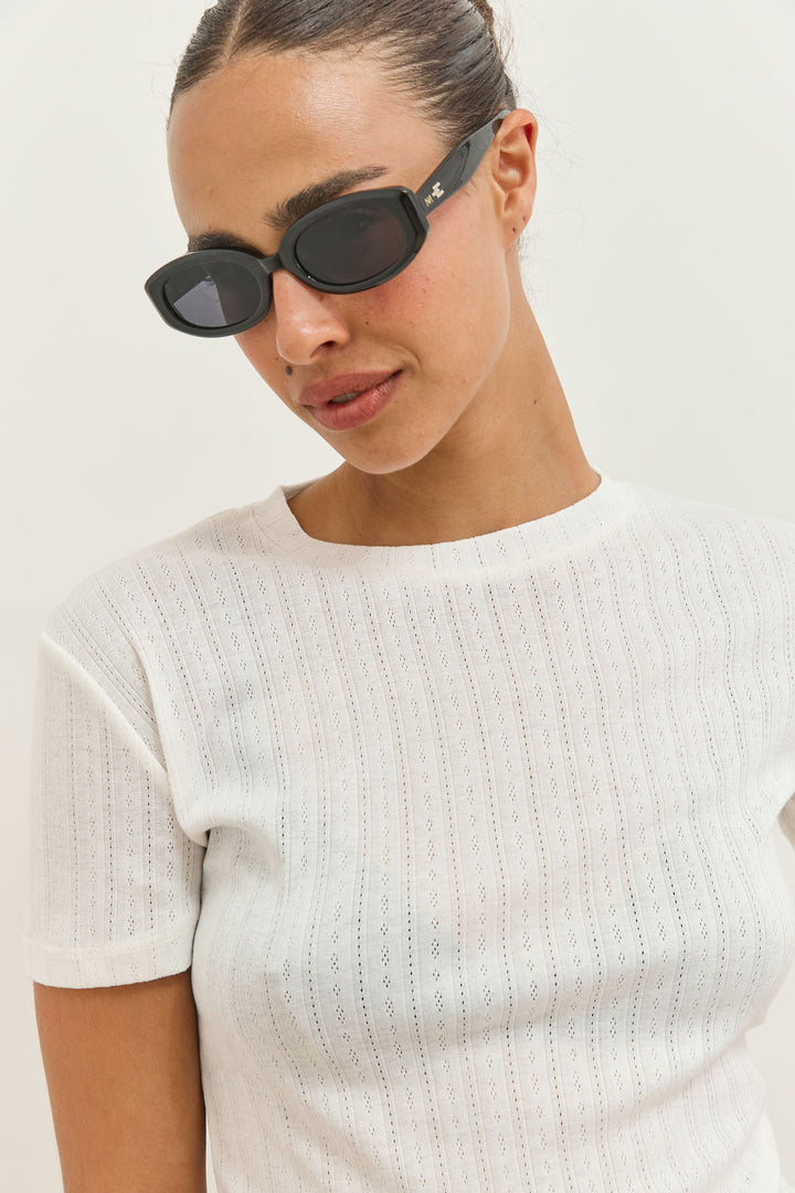 טי שירט ונוס עם טקסטורה | לבן