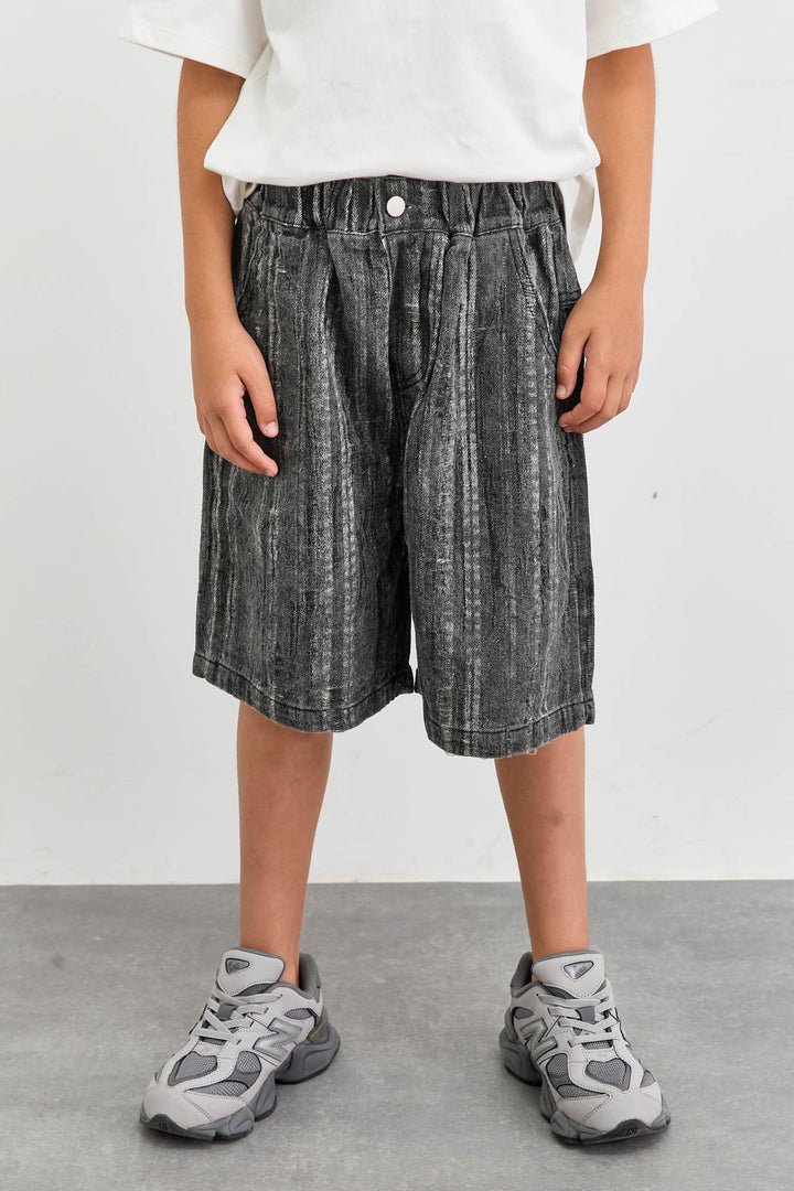 ג'ינס ברמודה גריי בד משופשף | שחור