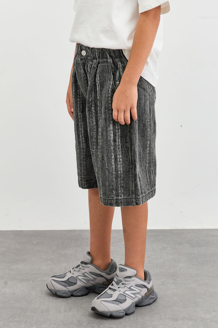ג'ינס ברמודה גריי בד משופשף | שחור