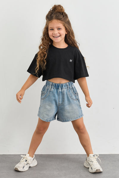 טי שירט אוברסייז בגזרת קרופ עם לוגו | שחור