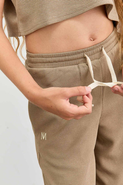 חליפת וופל טי שירט קרופ ומכנסיים ארוכים | ירוק זית