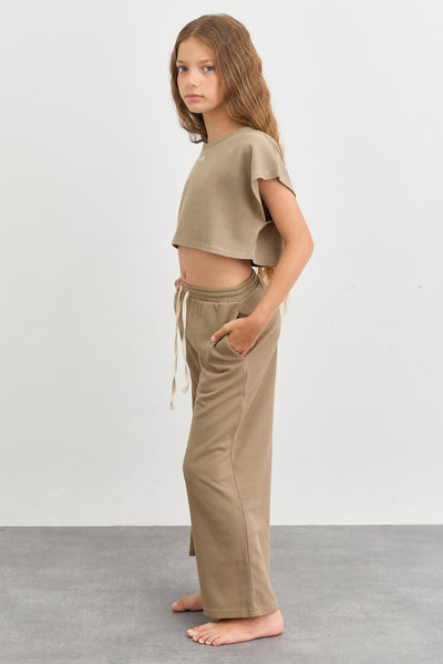 חליפת וופל טי שירט קרופ ומכנסיים ארוכים | ירוק זית