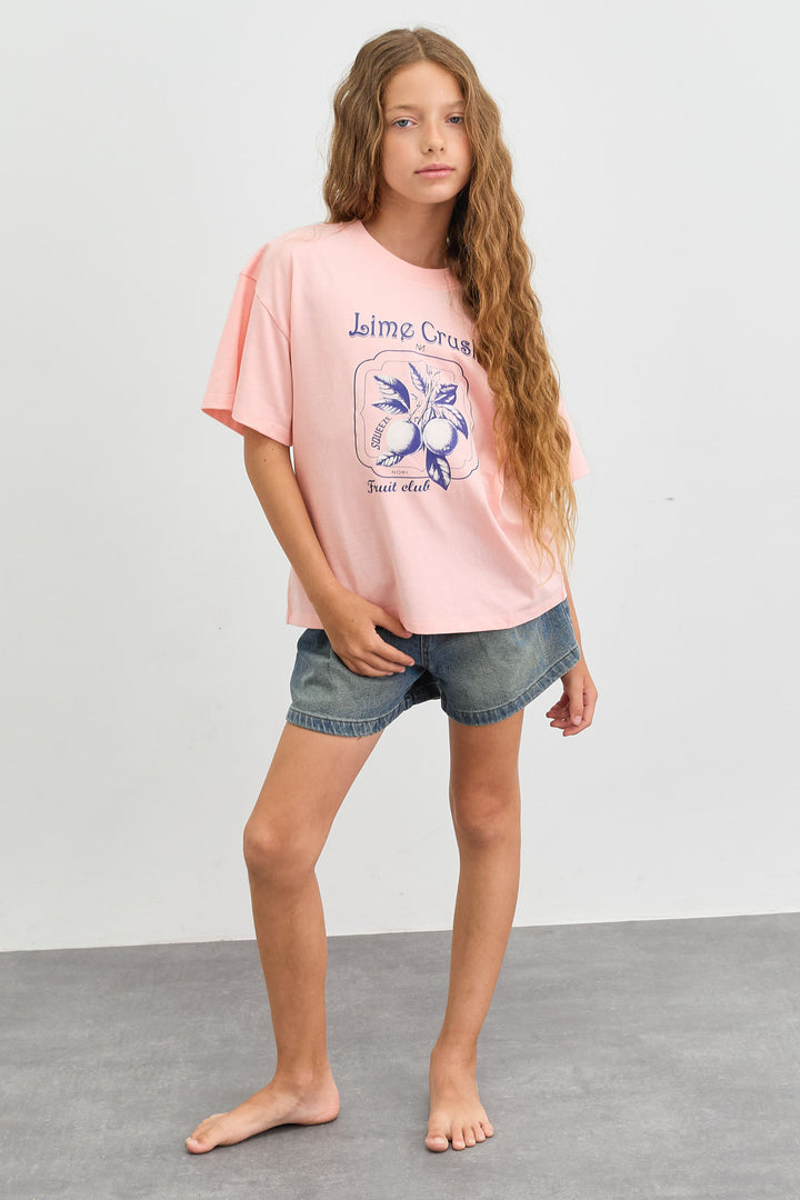 טי שירט אוברסייז עם הדפס ומפתח בגב | ורוד