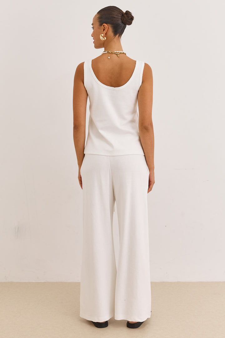 גופיית אנוק סיומת גזורה | לבן