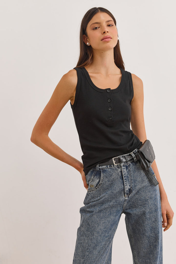 גופיית בייסיק האני כפתורים | שחור