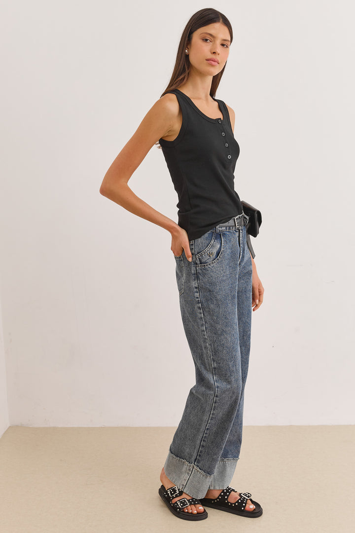 גופיית בייסיק האני כפתורים | שחור