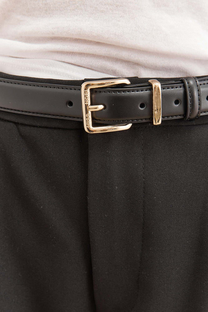 חגורת קלאסיק חריטת לוגו | שחור