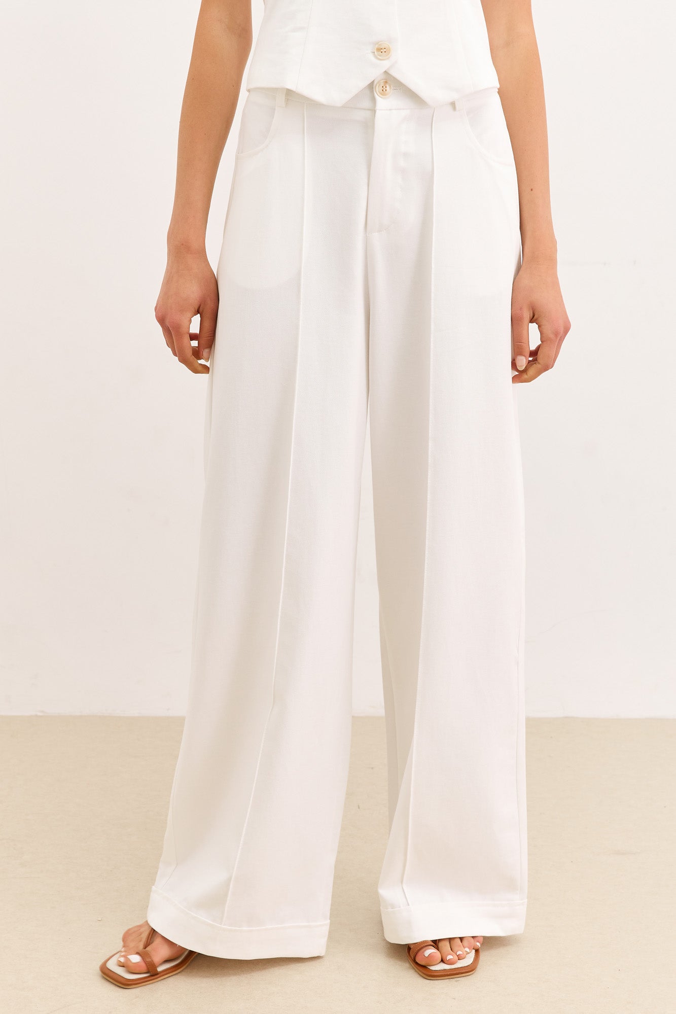 מכנסי אודיה גזרה רחבה | לבן