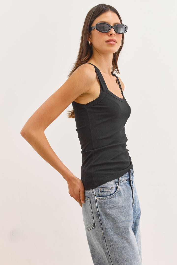 גופיית בייסיק הנדל בד שקפקף | שחור