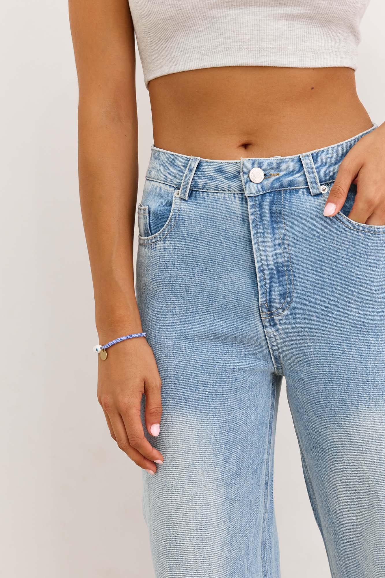 מכנסי ג'ינס ג'ניפר סיומת קיפול | ג'ינס בהיר