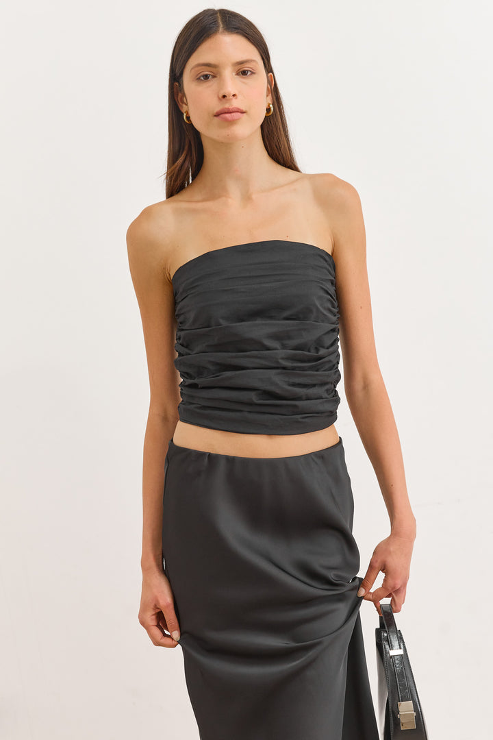 סטרפלס יוסטון בשילוב קפלים | שחור