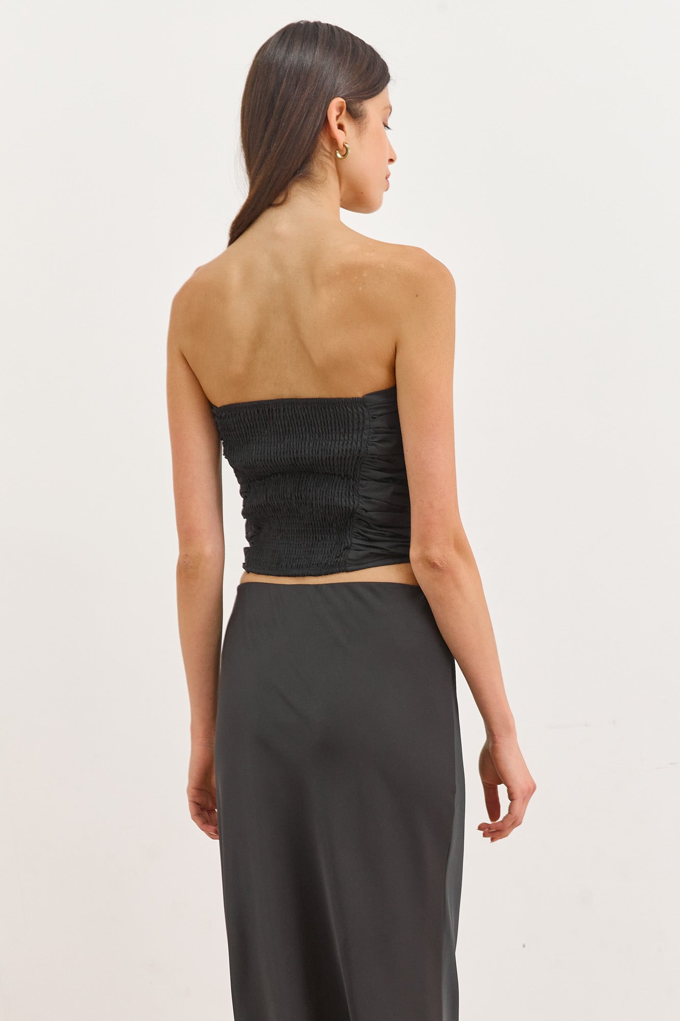 סטרפלס יוסטון בשילוב קפלים | שחור