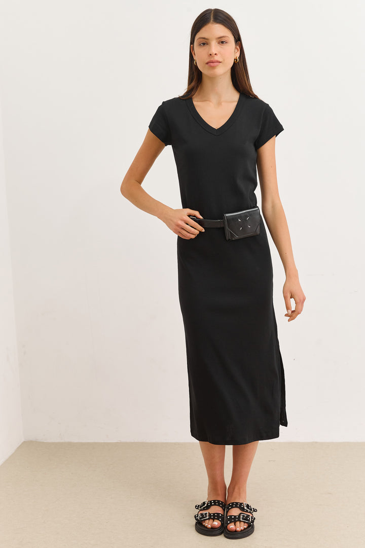 שמלת בייסיק ג'ני מחשוף וי | שחור