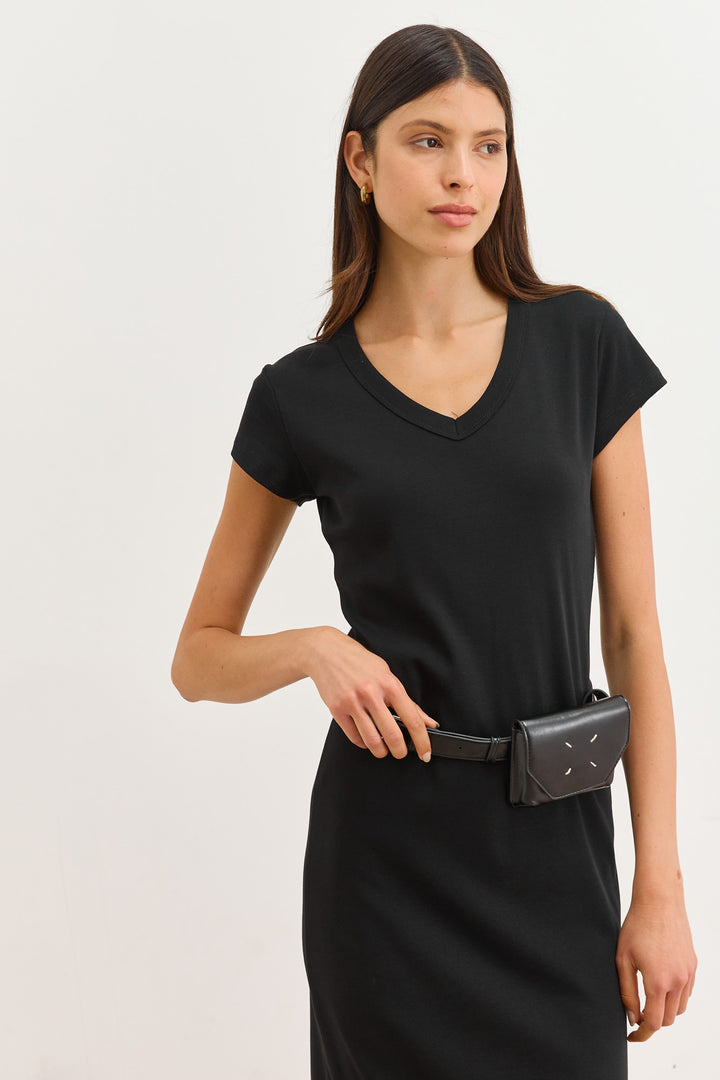 שמלת בייסיק ג'ני מחשוף וי | שחור