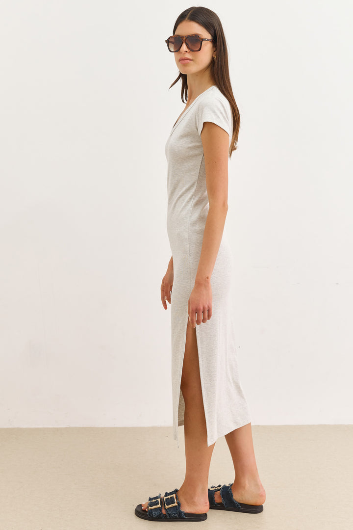 שמלת בייסיק ג'ני מחשוף וי | אפור