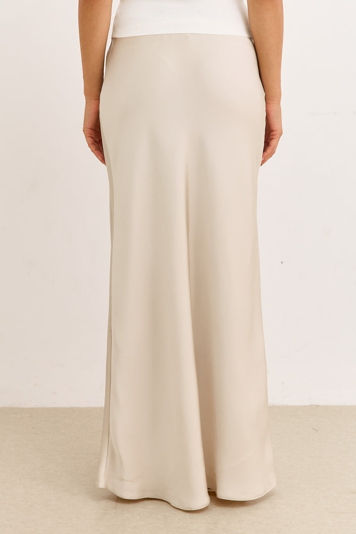 חצאית מלורי סאטן אורך מקסי | אבן