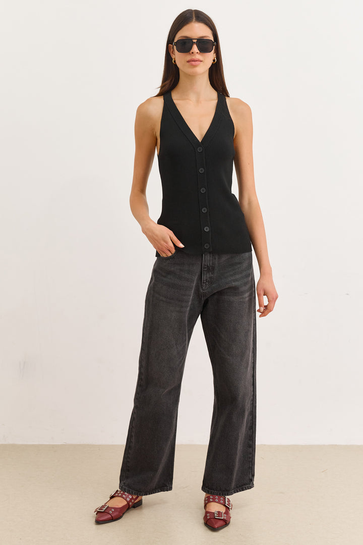 גופיית סריג ברי בשילוב כפתורים | שחור